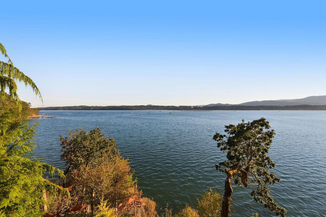 Salishan Chief * Cowichan Bay
