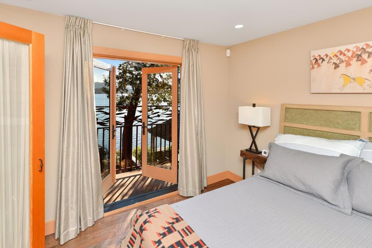Holiday home Salishan Chief
